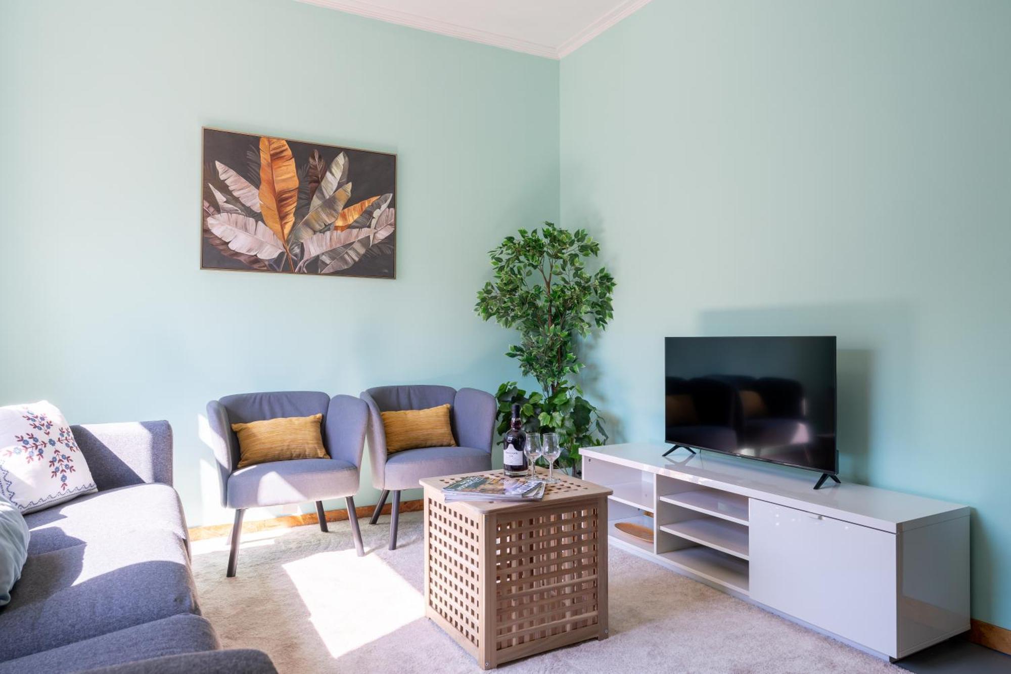 Host Wise - Colorful Bright Flat With Balcony Apartment Porto Phòng bức ảnh